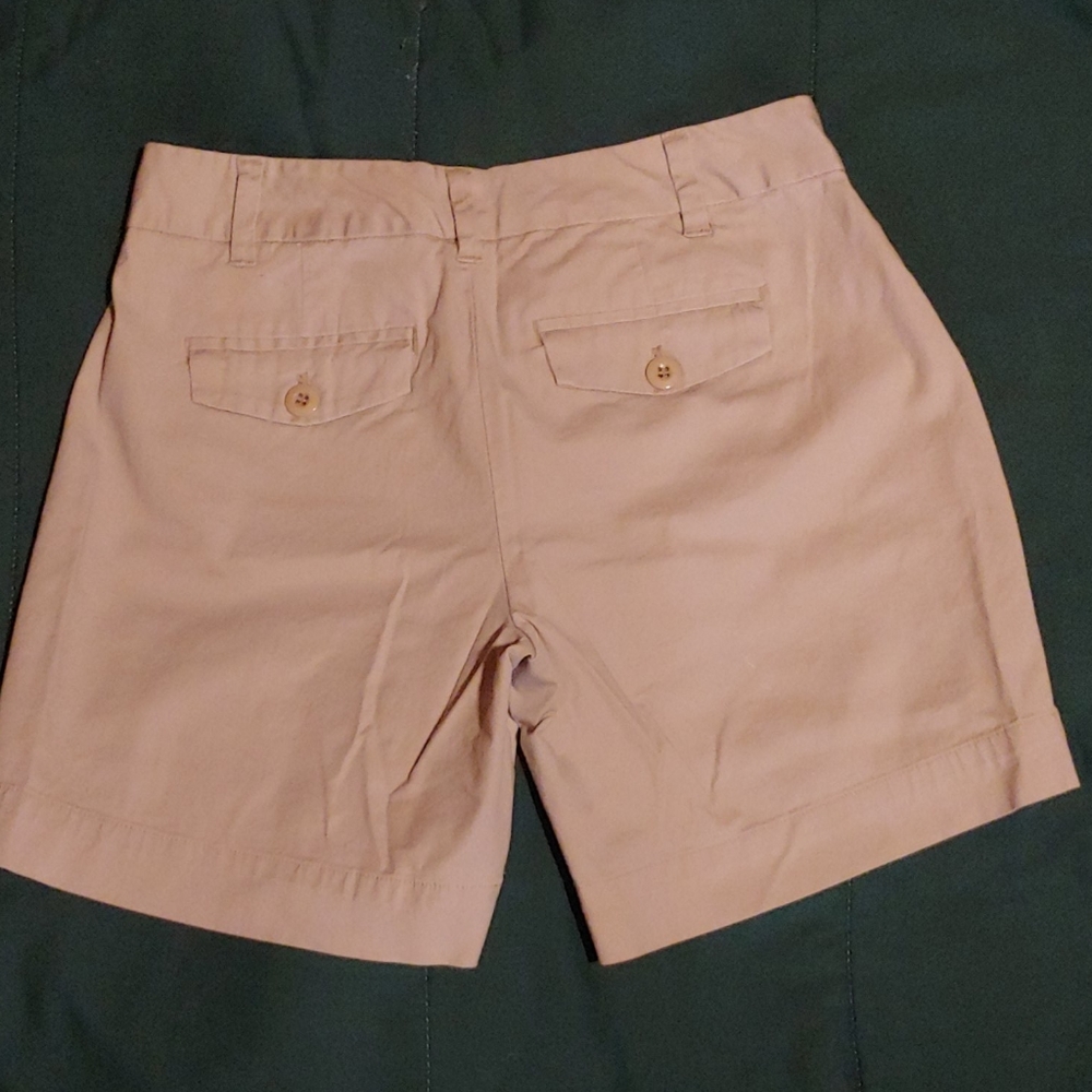 Shorts - Picture 3 of 3